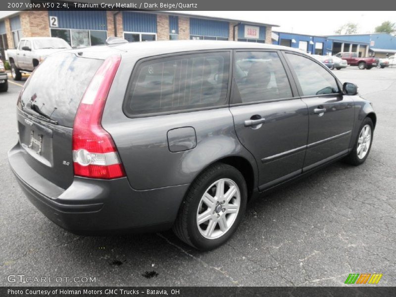 Titanium Grey Metallic / Dark Beige/Quartz 2007 Volvo V50 2.4i
