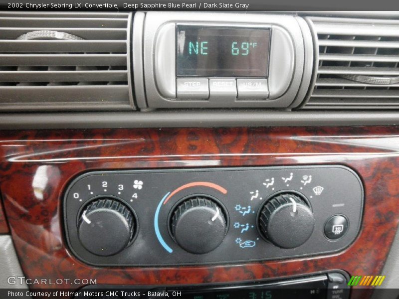 Deep Sapphire Blue Pearl / Dark Slate Gray 2002 Chrysler Sebring LXi Convertible
