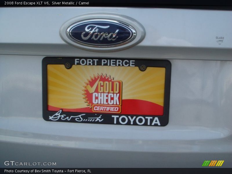 Silver Metallic / Camel 2008 Ford Escape XLT V6