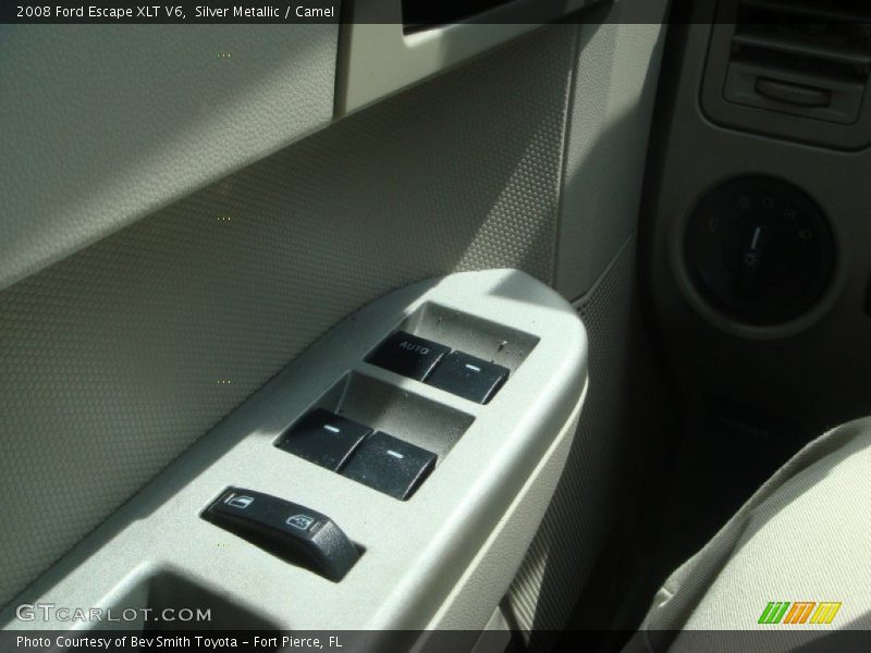 Silver Metallic / Camel 2008 Ford Escape XLT V6
