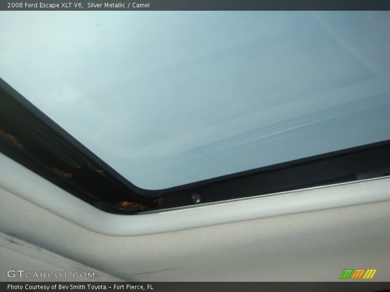 Silver Metallic / Camel 2008 Ford Escape XLT V6