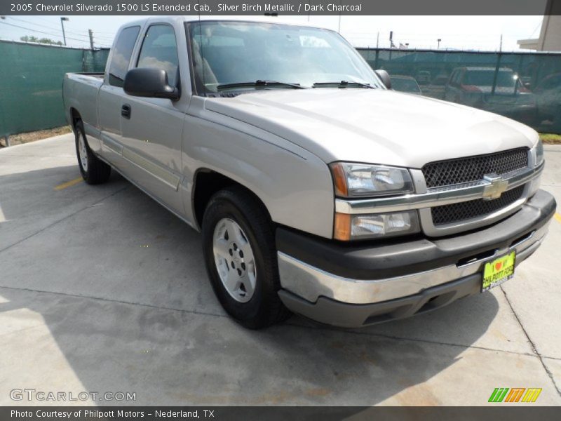 Silver Birch Metallic / Dark Charcoal 2005 Chevrolet Silverado 1500 LS Extended Cab