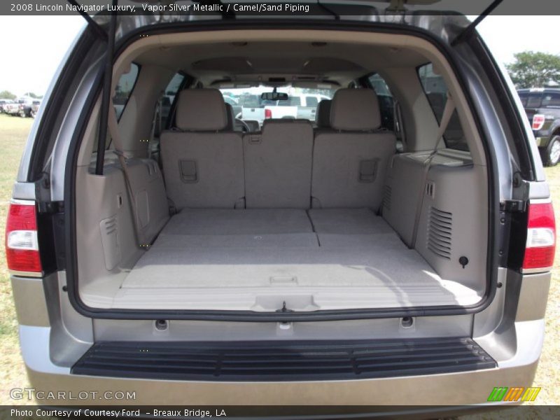 Vapor Silver Metallic / Camel/Sand Piping 2008 Lincoln Navigator Luxury