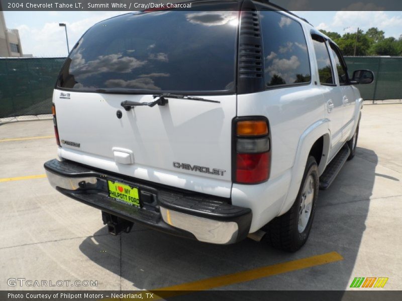 Summit White / Gray/Dark Charcoal 2004 Chevrolet Tahoe LT