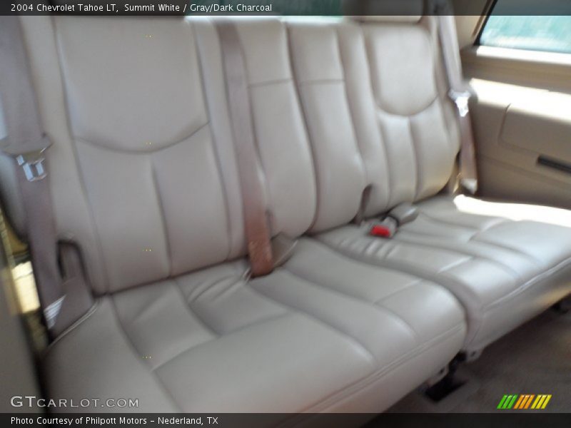 Summit White / Gray/Dark Charcoal 2004 Chevrolet Tahoe LT