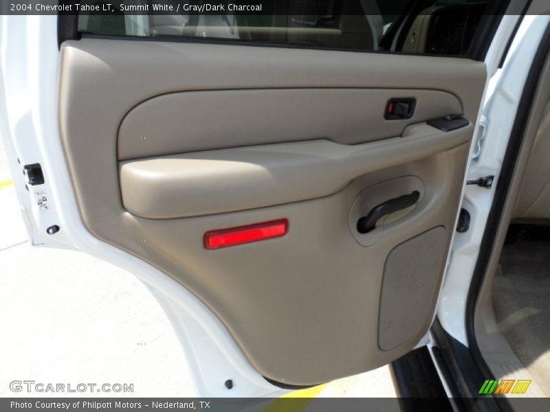Summit White / Gray/Dark Charcoal 2004 Chevrolet Tahoe LT