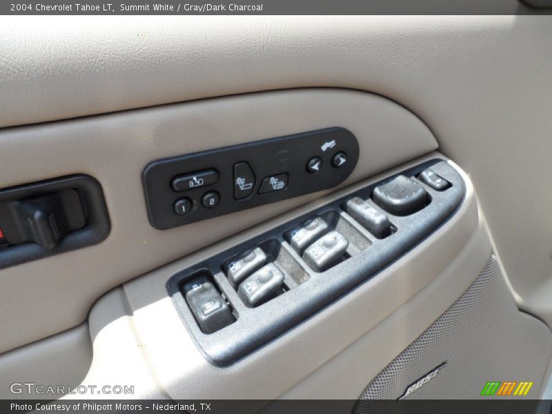 Summit White / Gray/Dark Charcoal 2004 Chevrolet Tahoe LT