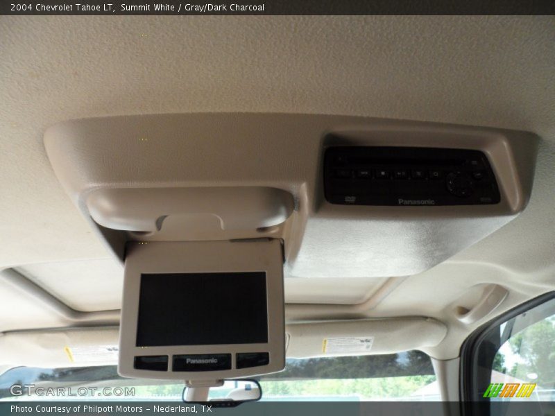 Summit White / Gray/Dark Charcoal 2004 Chevrolet Tahoe LT