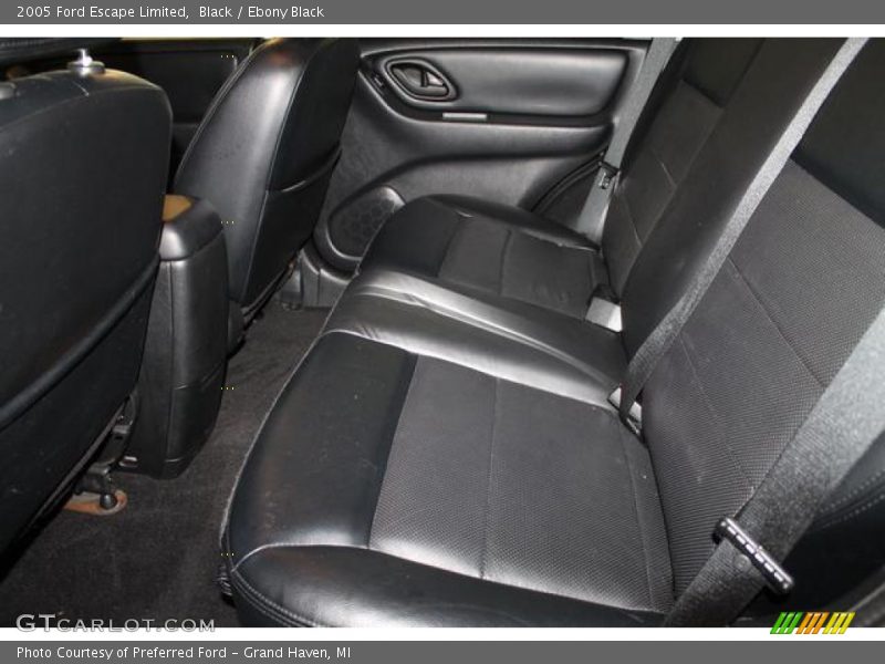 Black / Ebony Black 2005 Ford Escape Limited