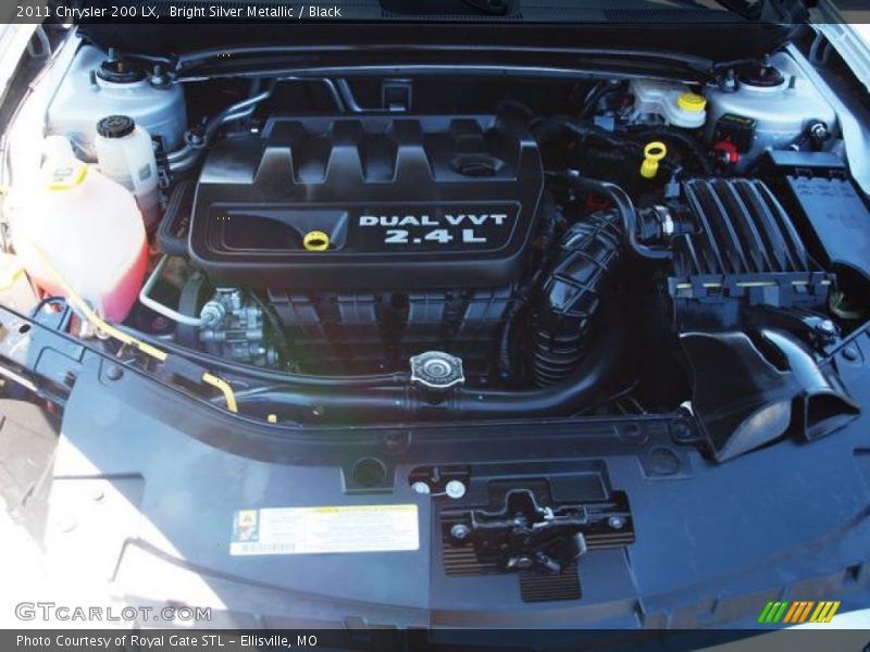 Bright Silver Metallic / Black 2011 Chrysler 200 LX