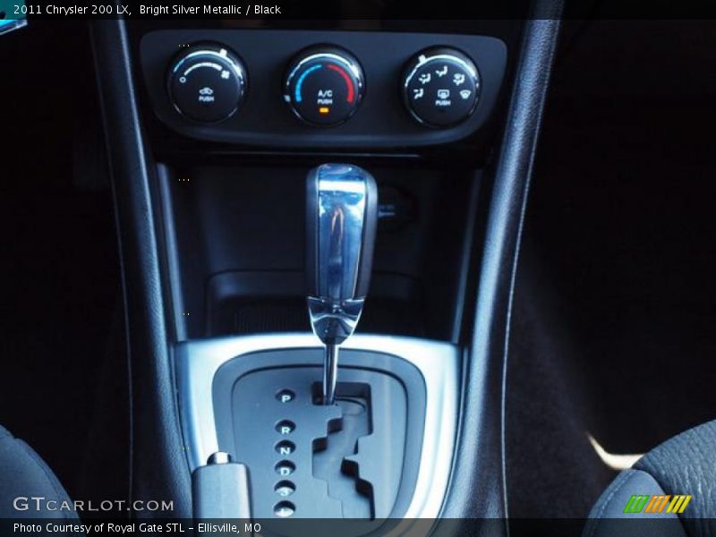 Bright Silver Metallic / Black 2011 Chrysler 200 LX