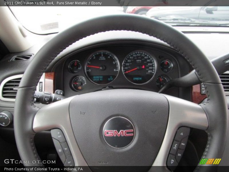 Pure Silver Metallic / Ebony 2011 GMC Yukon XL SLT 4x4