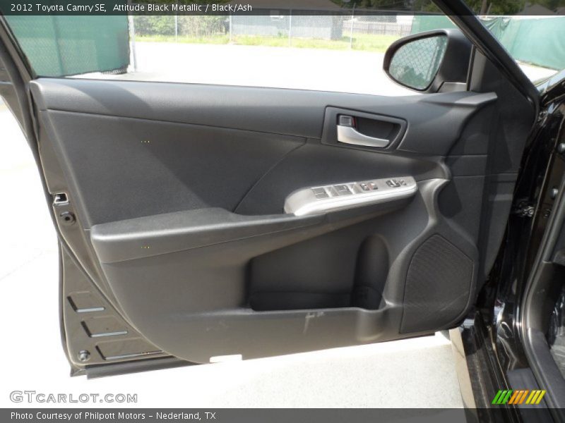 Attitude Black Metallic / Black/Ash 2012 Toyota Camry SE