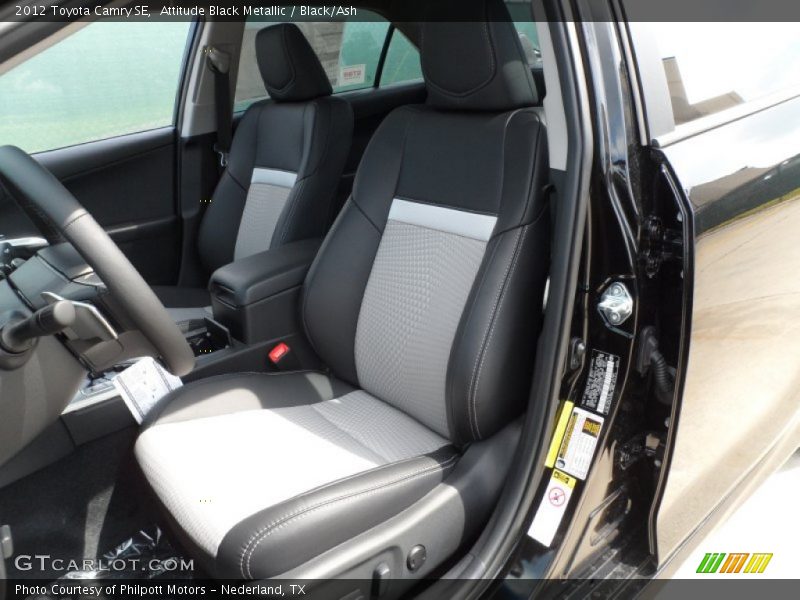 Attitude Black Metallic / Black/Ash 2012 Toyota Camry SE