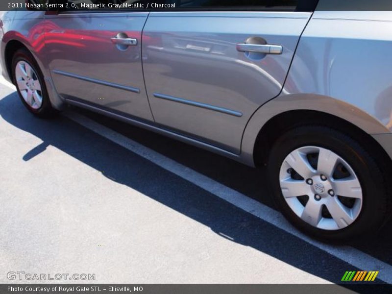 Magnetic Gray Metallic / Charcoal 2011 Nissan Sentra 2.0