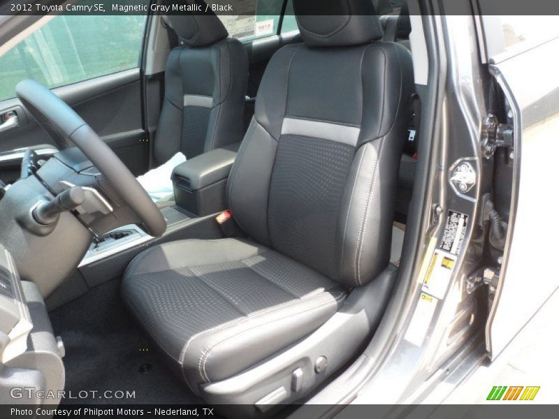 Magnetic Gray Metallic / Black 2012 Toyota Camry SE