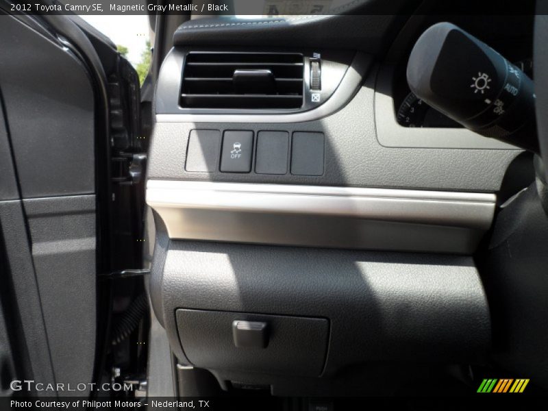 Magnetic Gray Metallic / Black 2012 Toyota Camry SE