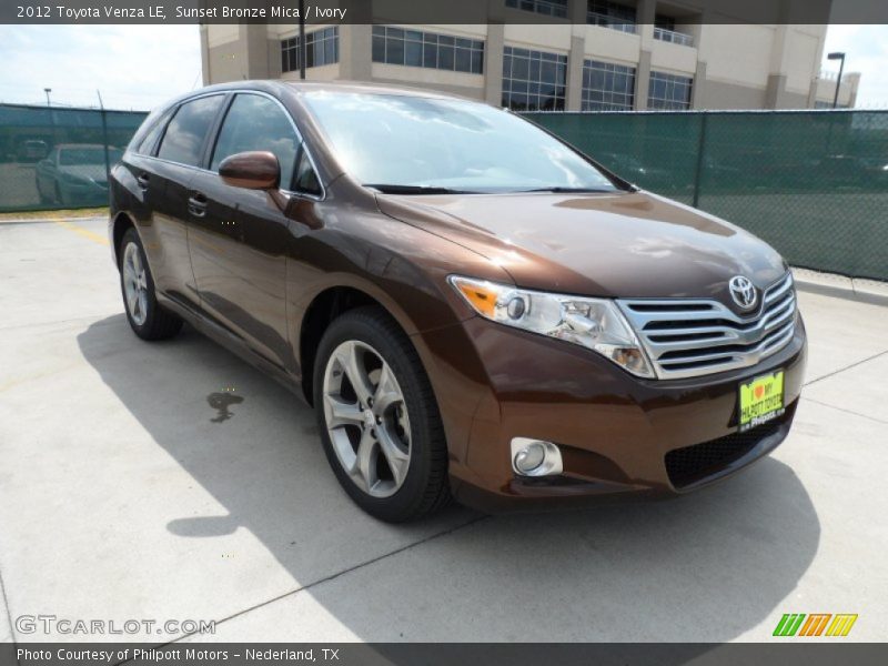 Sunset Bronze Mica / Ivory 2012 Toyota Venza LE