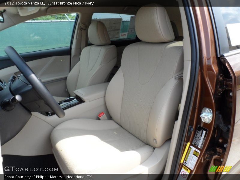  2012 Venza LE Ivory Interior
