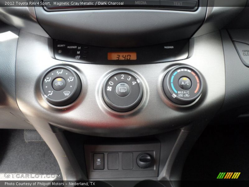 Controls of 2012 RAV4 Sport