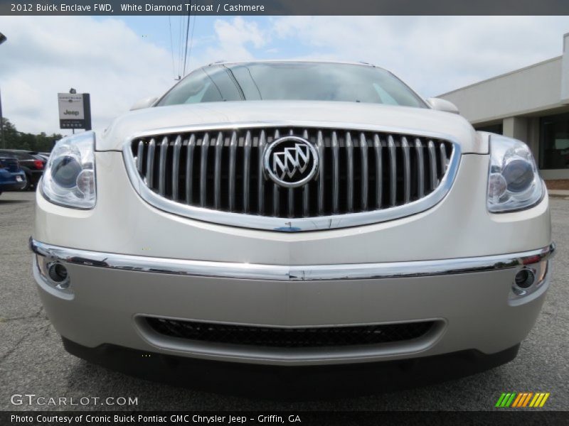 White Diamond Tricoat / Cashmere 2012 Buick Enclave FWD