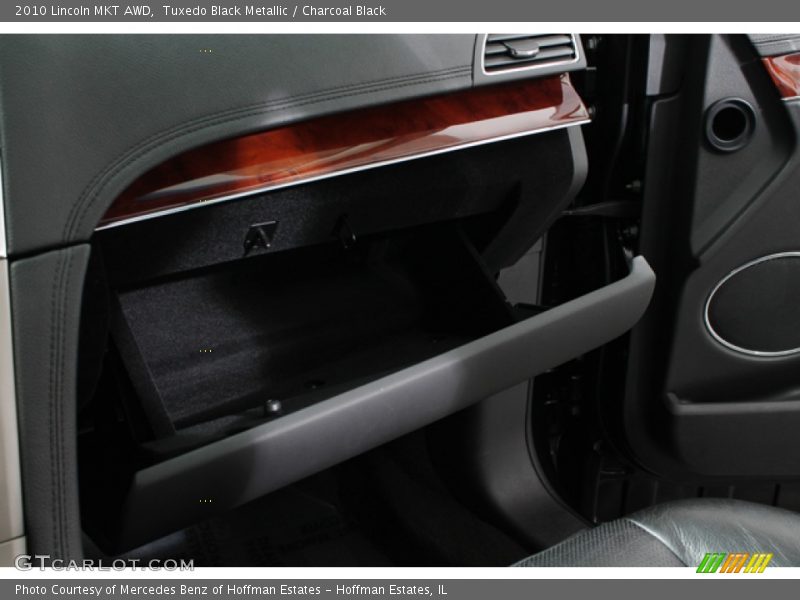 Tuxedo Black Metallic / Charcoal Black 2010 Lincoln MKT AWD