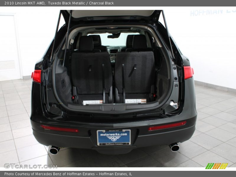 Tuxedo Black Metallic / Charcoal Black 2010 Lincoln MKT AWD