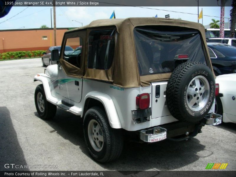 Bright White / Spice Beige 1995 Jeep Wrangler SE 4x4