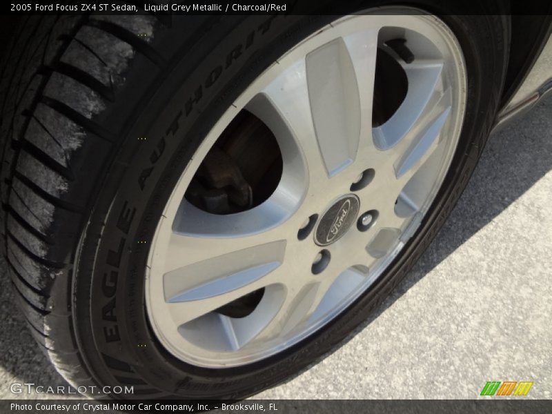  2005 Focus ZX4 ST Sedan Wheel