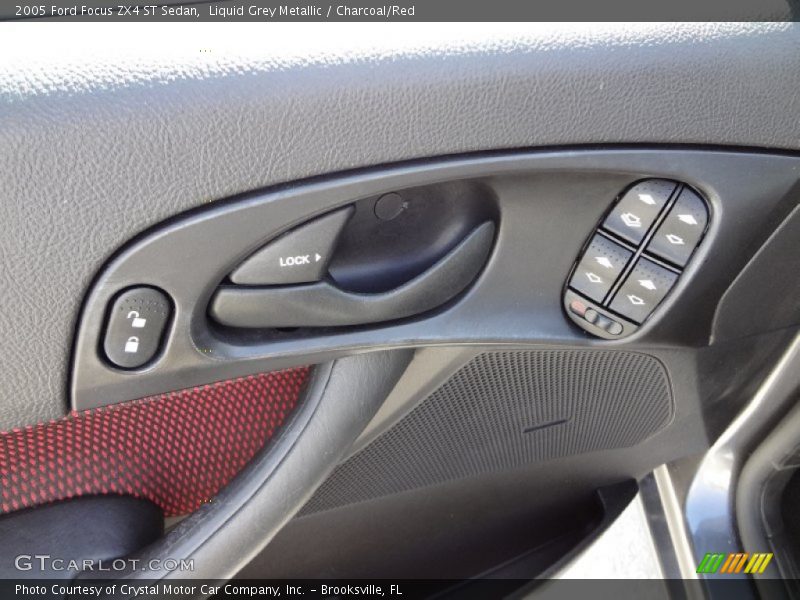 Liquid Grey Metallic / Charcoal/Red 2005 Ford Focus ZX4 ST Sedan