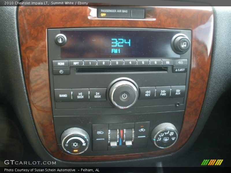 Summit White / Ebony 2010 Chevrolet Impala LT