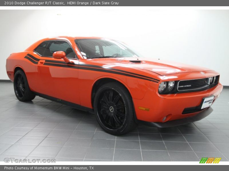 Front 3/4 View of 2010 Challenger R/T Classic