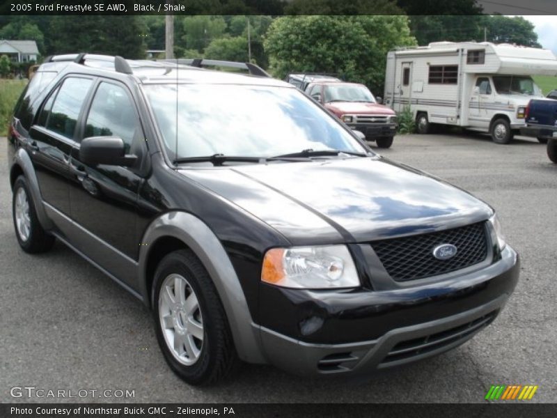 Black / Shale 2005 Ford Freestyle SE AWD