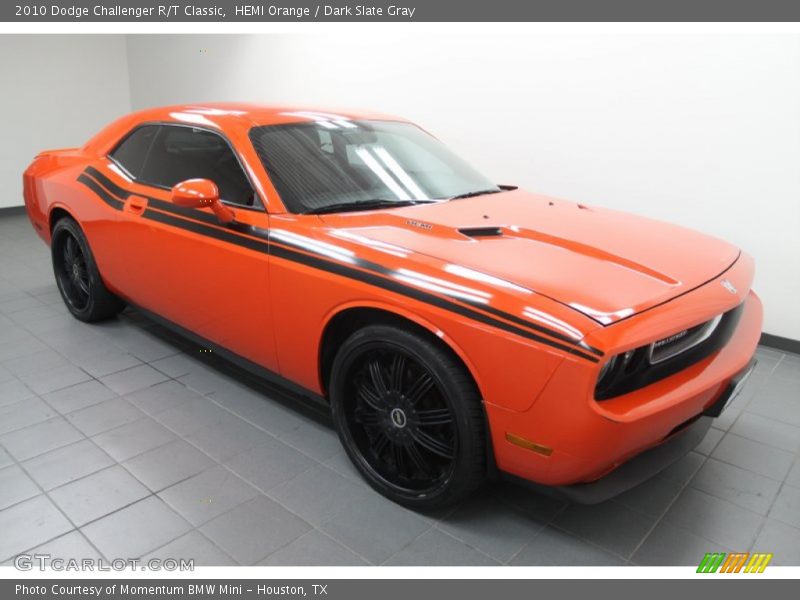 Front 3/4 View of 2010 Challenger R/T Classic