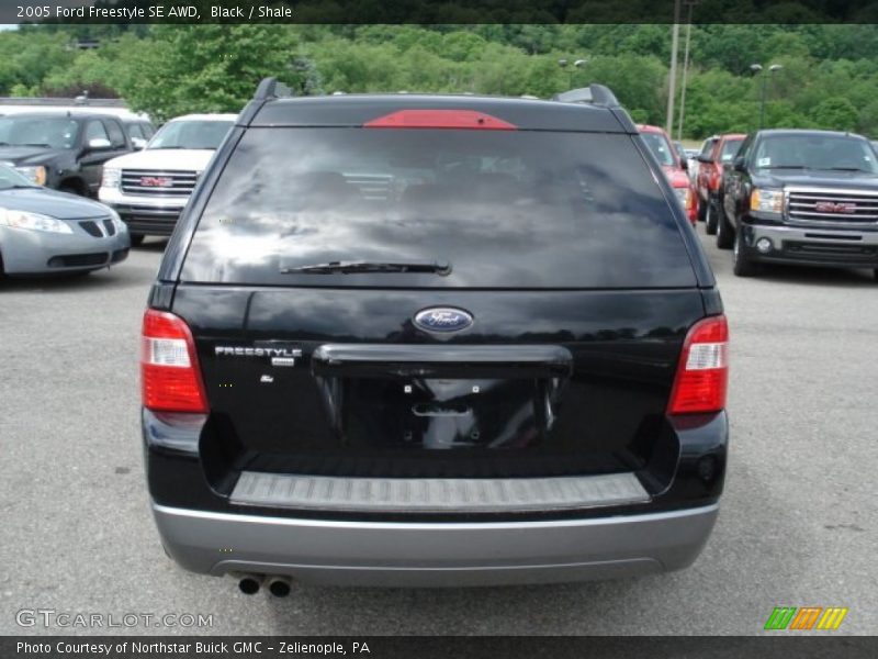 Black / Shale 2005 Ford Freestyle SE AWD
