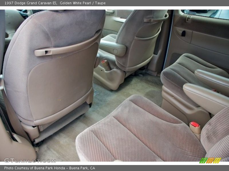  1997 Grand Caravan ES Taupe Interior