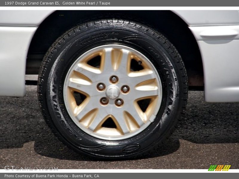  1997 Grand Caravan ES Wheel