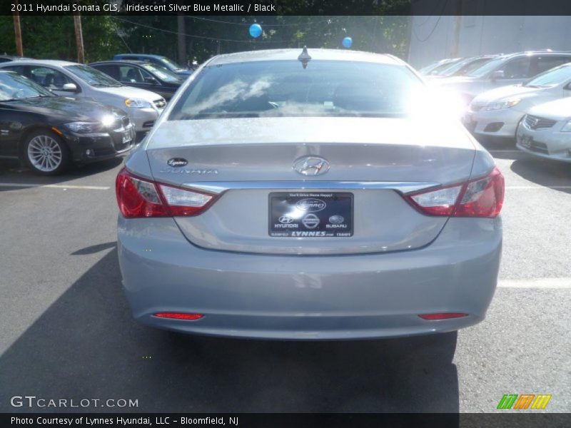 Iridescent Silver Blue Metallic / Black 2011 Hyundai Sonata GLS