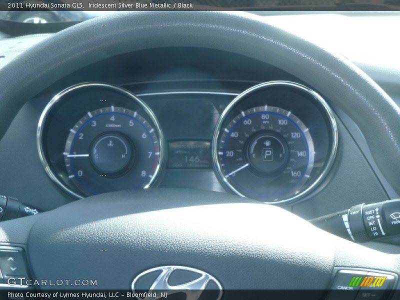 Iridescent Silver Blue Metallic / Black 2011 Hyundai Sonata GLS