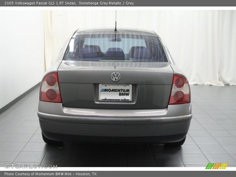 Stonehenge Grey Metallic / Grey 2005 Volkswagen Passat GLS 1.8T Sedan