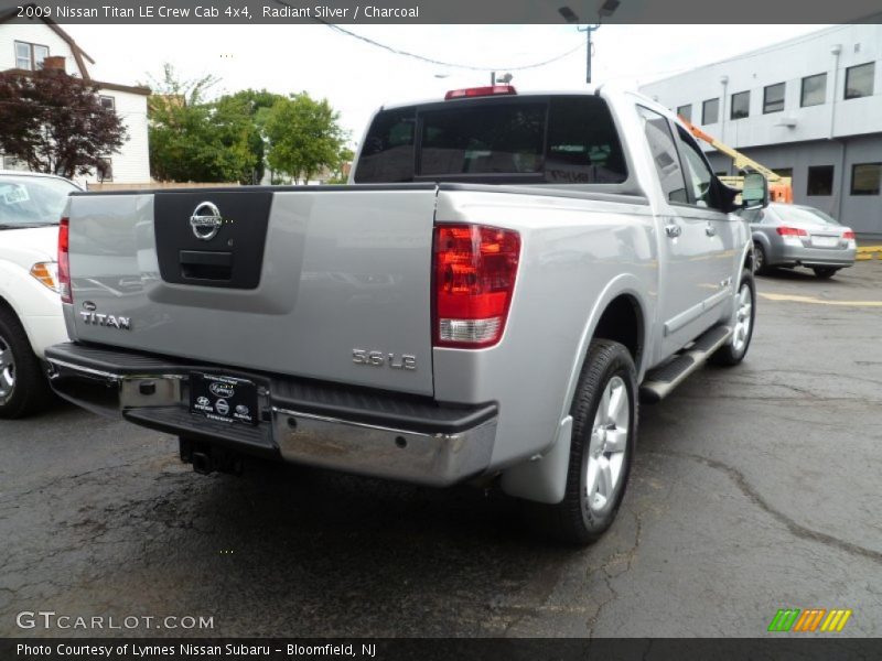 Radiant Silver / Charcoal 2009 Nissan Titan LE Crew Cab 4x4