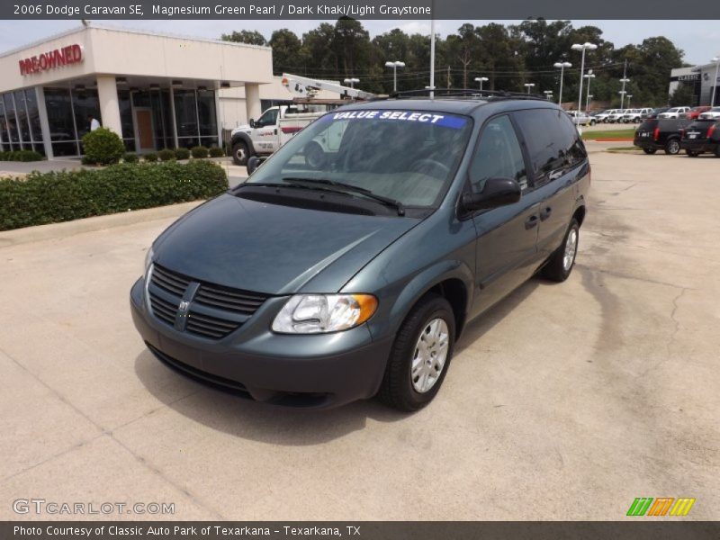 Magnesium Green Pearl / Dark Khaki/Light Graystone 2006 Dodge Caravan SE