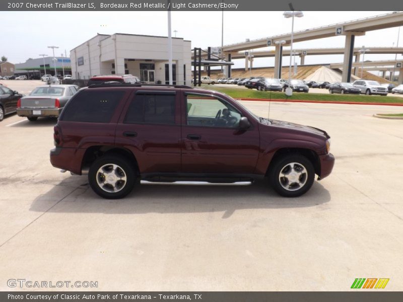 Bordeaux Red Metallic / Light Cashmere/Ebony 2007 Chevrolet TrailBlazer LS