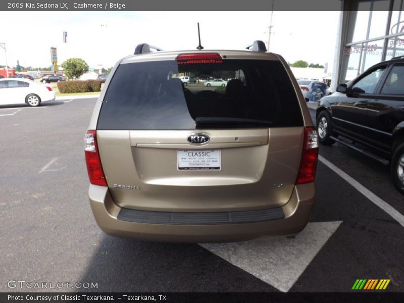 Cashmere / Beige 2009 Kia Sedona LX