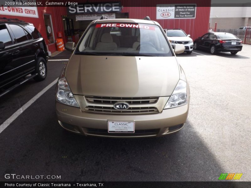 Cashmere / Beige 2009 Kia Sedona LX