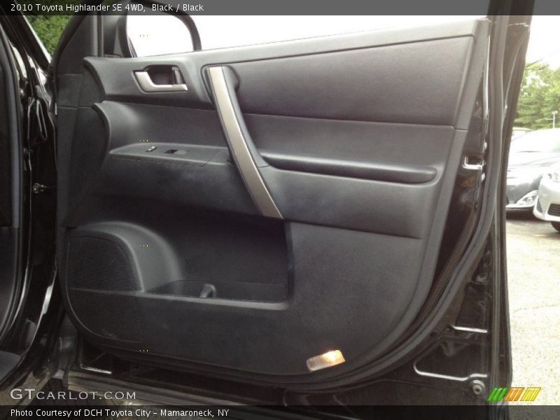 Black / Black 2010 Toyota Highlander SE 4WD