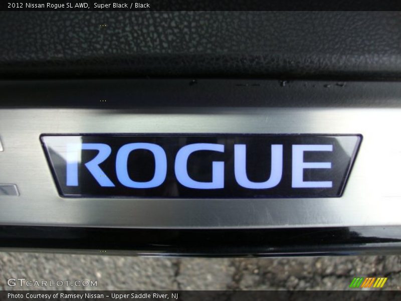Super Black / Black 2012 Nissan Rogue SL AWD