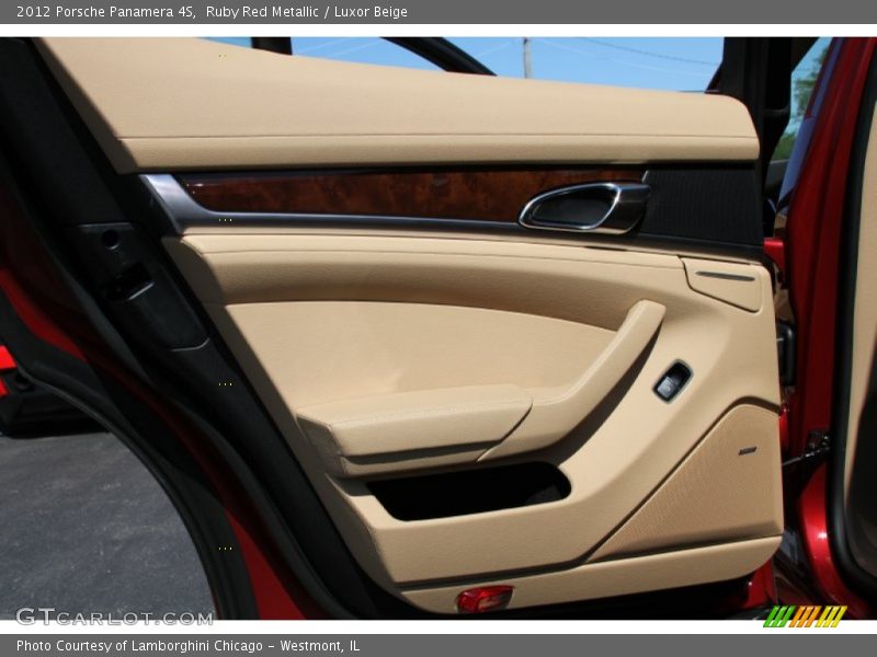 Door Panel of 2012 Panamera 4S