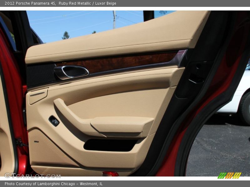 Door Panel of 2012 Panamera 4S