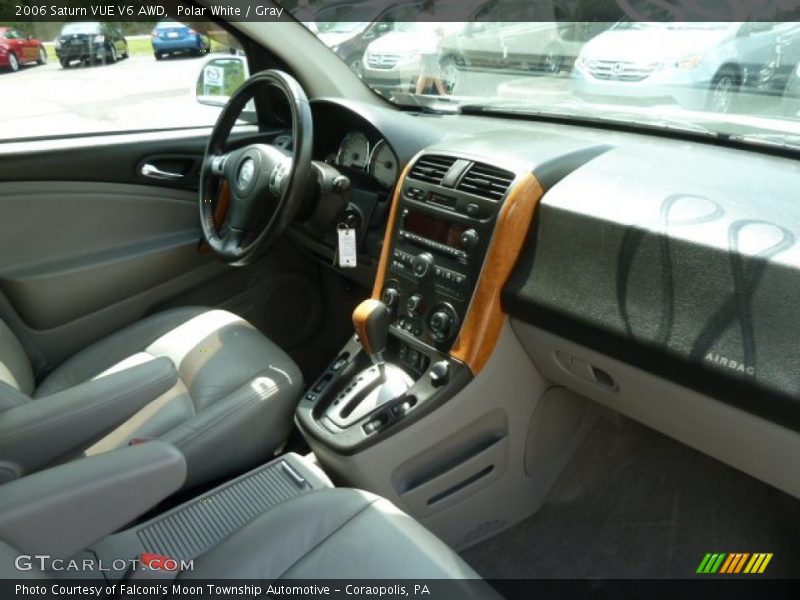 Polar White / Gray 2006 Saturn VUE V6 AWD